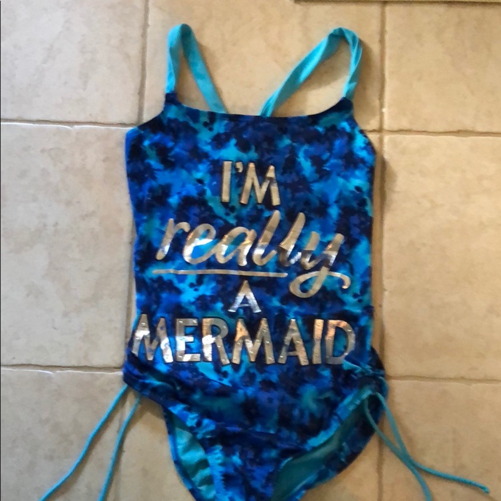 Girls Swim